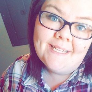 Meet your Posher, Arika